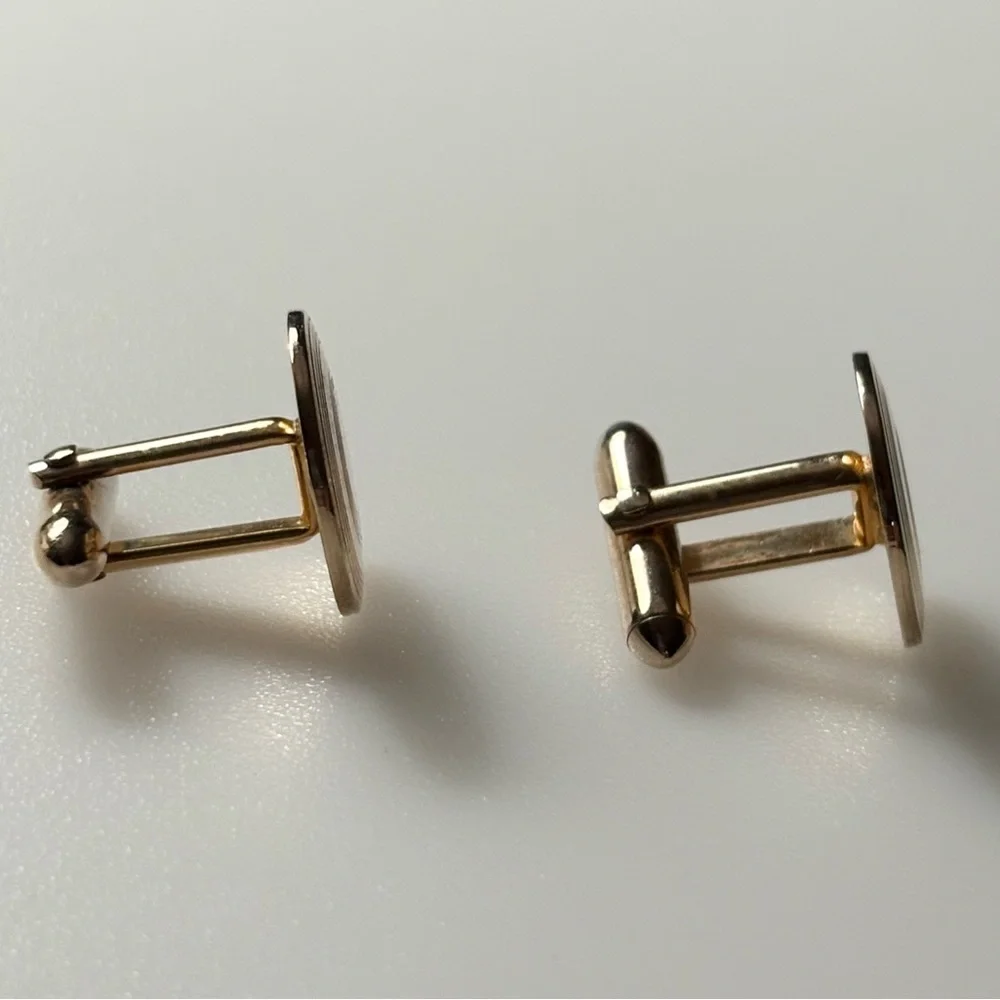 Vintage Estate Cufflinks Cuff links SWANK Men Round Gold Tone